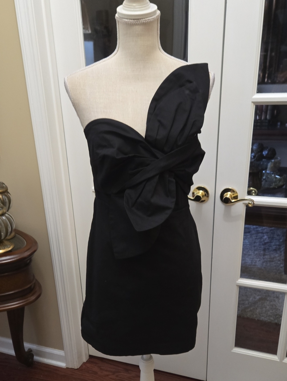 Strut & Bolt Lucille OneShoulder Black Bow Mini Dress Smocked Stretch Back M NEW
